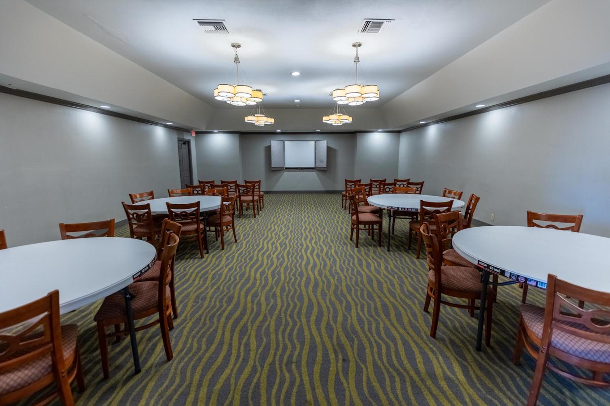 Red Roof Inn & Suites Irving - Dfw Airport South Buitenkant foto